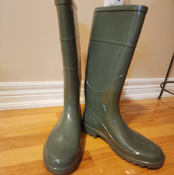 PINKO Love-embossed wellington boots .NWOT .(  big for me) - Picture 8 of 12